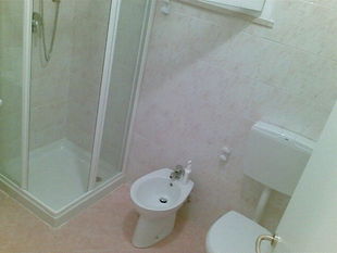 BAGNO CON BOX DOCCIA