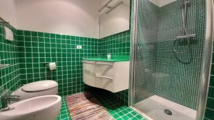 BAGNO IN CAMERA!